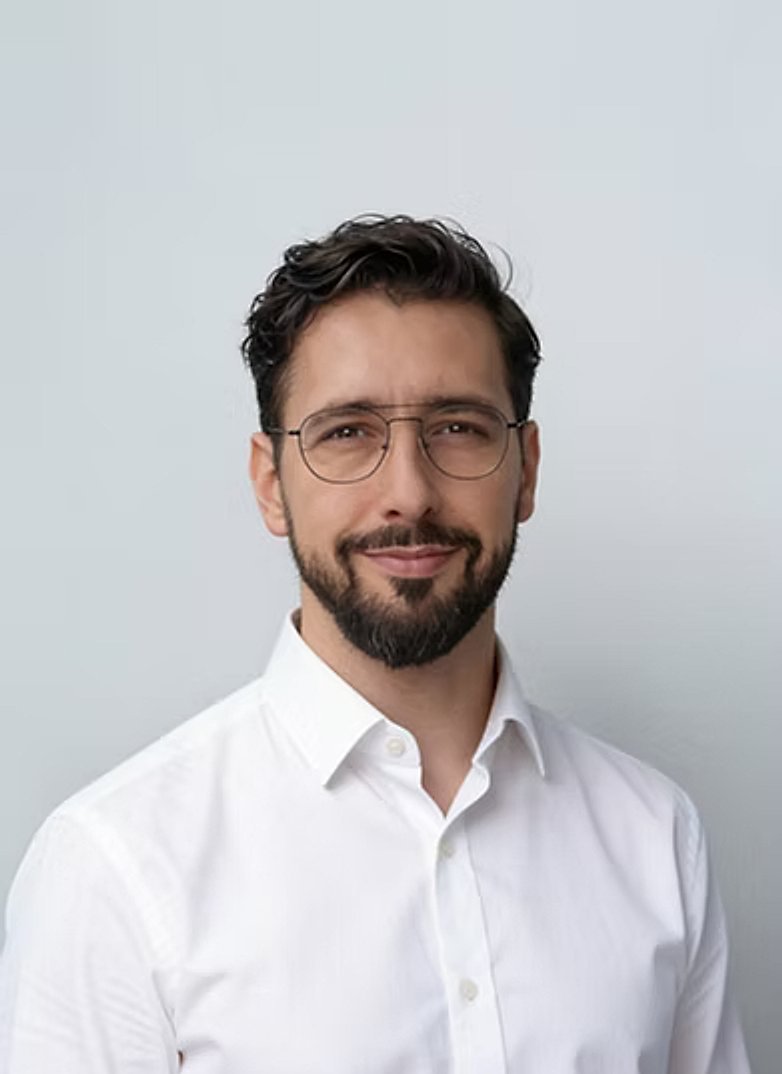 Alessandro Wärzner, Psychologe und systemischer Coach in Wien